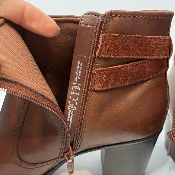 Clarks Brown Leather Women’s Diane Peake Ankle Boots Size 9 - Picture 6 of 10